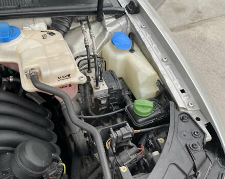 Ауді А4, об'ємом двигуна 1.6 л та пробігом 195 тис. км за 5700 $, фото 15 на Automoto.ua