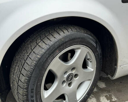 Ауди А4, объемом двигателя 1.9 л и пробегом 368 тыс. км за 5650 $, фото 9 на Automoto.ua