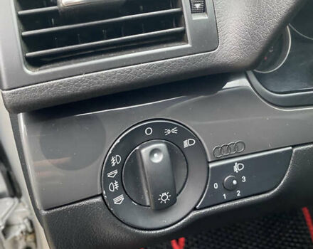 Ауді А4, об'ємом двигуна 1.6 л та пробігом 195 тис. км за 5700 $, фото 7 на Automoto.ua