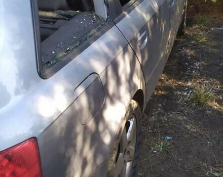 Ауди А4, объемом двигателя 2 л и пробегом 290 тыс. км за 2500 $, фото 7 на Automoto.ua