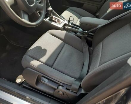 Ауді А4, об'ємом двигуна 2 л та пробігом 215 тис. км за 7650 $, фото 42 на Automoto.ua