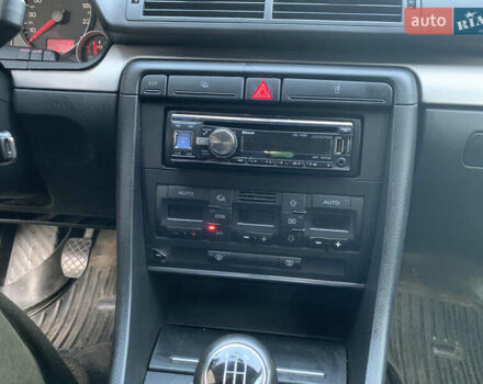 Ауди А4, объемом двигателя 1.6 л и пробегом 161 тыс. км за 7500 $, фото 7 на Automoto.ua