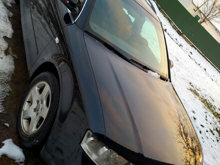 Ауді А4 2001 у Києві на Automoto.ua Ауді А4, об'ємом двигуна 18 л та пробігом 232 тис. км за 5800 $, фото 1 на Automoto.ua