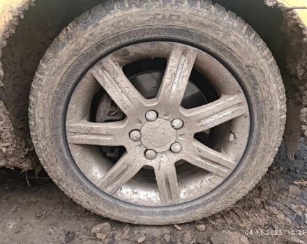 Желтый Ауди А4, объемом двигателя 1.9 л и пробегом 350 тыс. км за 2500 $, фото 3 на Automoto.ua