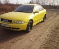 Желтый Ауди А4, объемом двигателя 1.9 л и пробегом 264 тыс. км за 3500 $, фото 1 на Automoto.ua