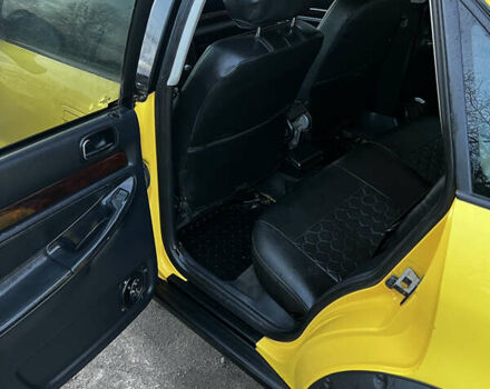 Желтый Ауди А4, объемом двигателя 1.9 л и пробегом 320 тыс. км за 2700 $, фото 7 на Automoto.ua