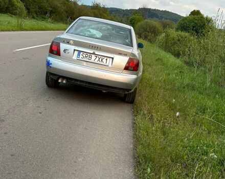Сірий Ауді А4, об'ємом двигуна 1 л та пробігом 340 тис. км за 1400 $, фото 4 на Automoto.ua