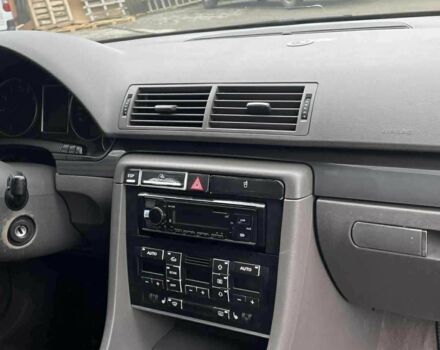 Сірий Ауді А4, об'ємом двигуна 2 л та пробігом 77 тис. км за 4800 $, фото 10 на Automoto.ua