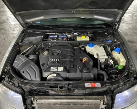 Сірий Ауді А4, об'ємом двигуна 1.9 л та пробігом 3 тис. км за 2100 $, фото 9 на Automoto.ua