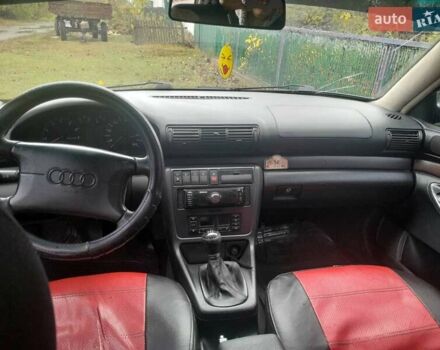 Серый Ауди А4, объемом двигателя 1.78 л и пробегом 335 тыс. км за 2700 $, фото 1 на Automoto.ua