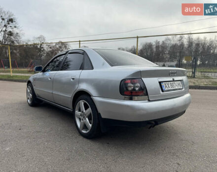 Серый Ауди А4, объемом двигателя 2.6 л и пробегом 330 тыс. км за 2900 $, фото 5 на Automoto.ua