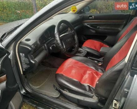 Серый Ауди А4, объемом двигателя 1.78 л и пробегом 335 тыс. км за 2700 $, фото 9 на Automoto.ua