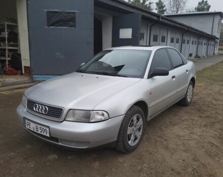 Серый Ауди А4, объемом двигателя 1 л и пробегом 305 тыс. км за 2000 $, фото 3 на Automoto.ua