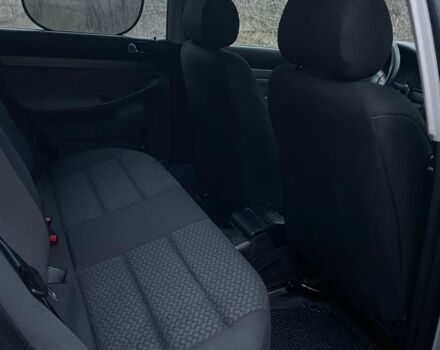 Серый Ауди А4, объемом двигателя 1.9 л и пробегом 446 тыс. км за 1541 $, фото 4 на Automoto.ua