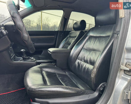 Серый Ауди А4, объемом двигателя 2.6 л и пробегом 330 тыс. км за 2900 $, фото 9 на Automoto.ua