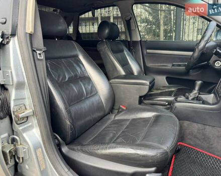 Серый Ауди А4, объемом двигателя 2.6 л и пробегом 330 тыс. км за 2900 $, фото 14 на Automoto.ua