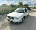 Серый Ауди А4, объемом двигателя 1.8 л и пробегом 380 тыс. км за 1600 $, фото 1 на Automoto.ua