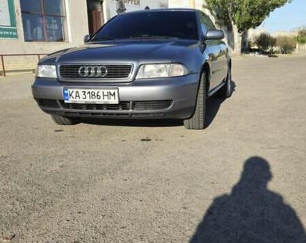 Серый Ауди А4, объемом двигателя 1.6 л и пробегом 229 тыс. км за 5000 $, фото 1 на Automoto.ua