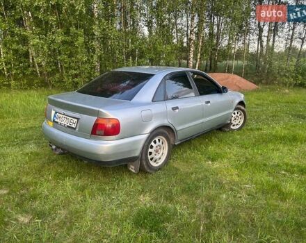 Серый Ауди А4, объемом двигателя 1.6 л и пробегом 370 тыс. км за 3300 $, фото 1 на Automoto.ua