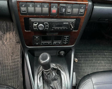 Сірий Ауді А4, об'ємом двигуна 1.8 л та пробігом 355 тис. км за 3600 $, фото 8 на Automoto.ua