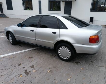 Серый Ауди А4, объемом двигателя 0 л и пробегом 300 тыс. км за 1700 $, фото 1 на Automoto.ua