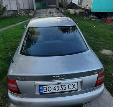 Серый Ауди А4, объемом двигателя 1.8 л и пробегом 277 тыс. км за 3500 $, фото 1 на Automoto.ua