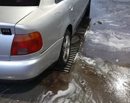 Серый Ауди А4, объемом двигателя 1.78 л и пробегом 50 тыс. км за 2200 $, фото 9 на Automoto.ua