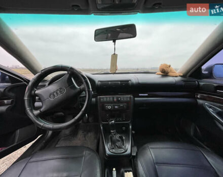 Сірий Ауді А4, об'ємом двигуна 1.8 л та пробігом 355 тис. км за 3600 $, фото 4 на Automoto.ua