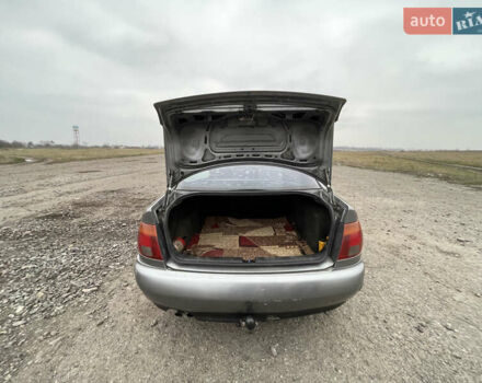 Сірий Ауді А4, об'ємом двигуна 1.8 л та пробігом 355 тис. км за 3600 $, фото 9 на Automoto.ua