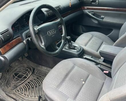 Сірий Ауді А4, об'ємом двигуна 0 л та пробігом 272 тис. км за 1200 $, фото 1 на Automoto.ua