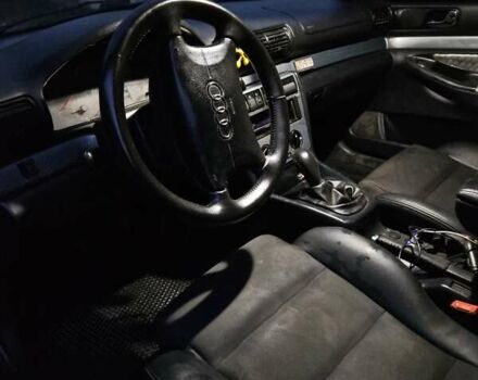 Серый Ауди А4, объемом двигателя 1.8 л и пробегом 350 тыс. км за 2300 $, фото 8 на Automoto.ua