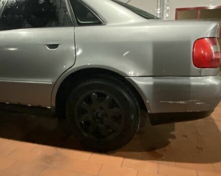 Серый Ауди А4, объемом двигателя 1.6 л и пробегом 260 тыс. км за 1400 $, фото 2 на Automoto.ua