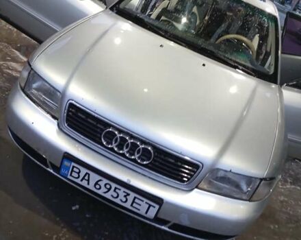 Серый Ауди А4, объемом двигателя 1.78 л и пробегом 50 тыс. км за 2200 $, фото 11 на Automoto.ua