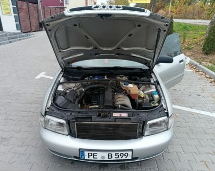 Серый Ауди А4, объемом двигателя 0 л и пробегом 300 тыс. км за 1620 $, фото 7 на Automoto.ua