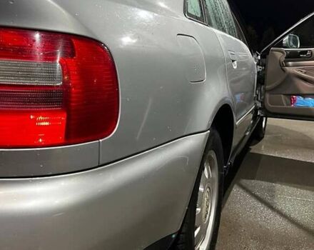 Серый Ауди А4, объемом двигателя 1.6 л и пробегом 203 тыс. км за 4000 $, фото 3 на Automoto.ua