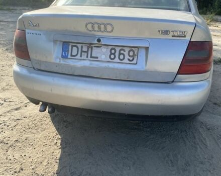 Сірий Ауді А4, об'ємом двигуна 1.9 л та пробігом 380 тис. км за 1650 $, фото 2 на Automoto.ua