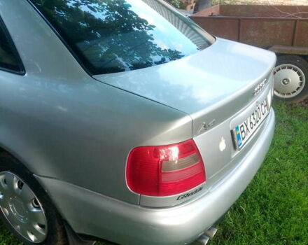 Сірий Ауді А4, об'ємом двигуна 1.8 л та пробігом 383 тис. км за 3800 $, фото 10 на Automoto.ua