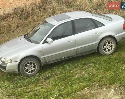 Сірий Ауді А4, об'ємом двигуна 1.6 л та пробігом 165 тис. км за 1884 $, фото 2 на Automoto.ua