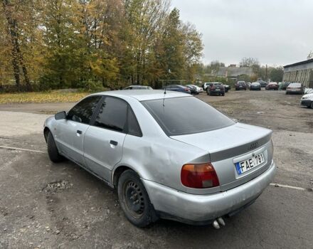 Серый Ауди А4, объемом двигателя 1.9 л и пробегом 400 тыс. км за 900 $, фото 5 на Automoto.ua