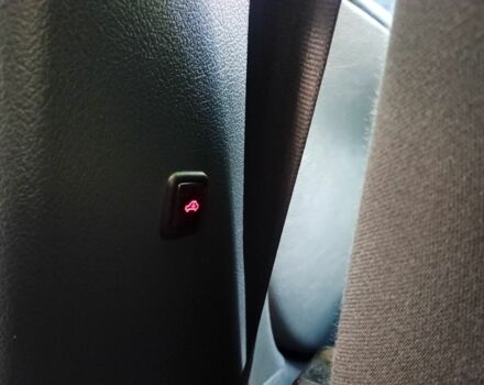 Серый Ауди А4, объемом двигателя 1.6 л и пробегом 280 тыс. км за 4000 $, фото 23 на Automoto.ua