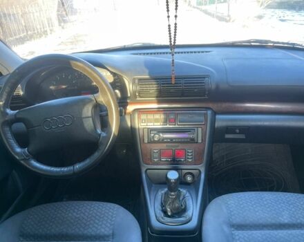 Сірий Ауді А4, об'ємом двигуна 0 л та пробігом 150 тис. км за 1150 $, фото 5 на Automoto.ua