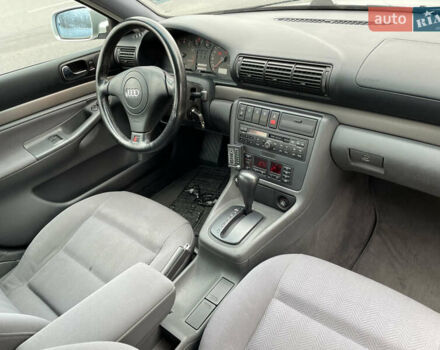 Серый Ауди А4, объемом двигателя 1.8 л и пробегом 204 тыс. км за 4450 $, фото 8 на Automoto.ua