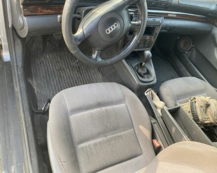 Сірий Ауді А4, об'ємом двигуна 1.9 л та пробігом 380 тис. км за 1650 $, фото 6 на Automoto.ua