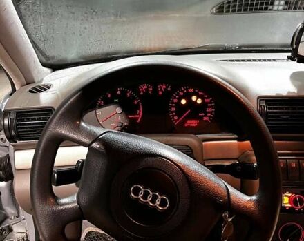 Серый Ауди А4, объемом двигателя 1.6 л и пробегом 203 тыс. км за 4000 $, фото 14 на Automoto.ua
