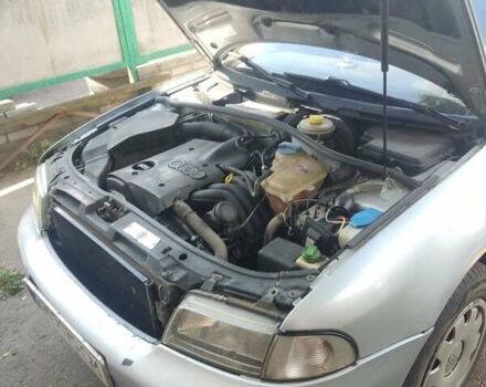 Серый Ауди А4, объемом двигателя 1.6 л и пробегом 220 тыс. км за 2100 $, фото 5 на Automoto.ua