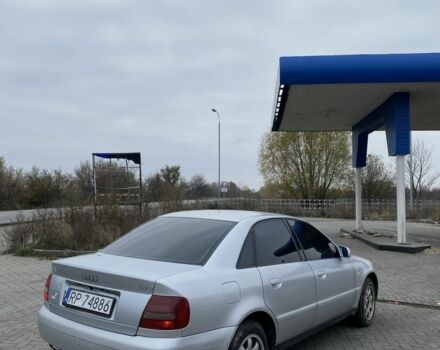 Серый Ауди А4, объемом двигателя 1.6 л и пробегом 350 тыс. км за 1400 $, фото 3 на Automoto.ua