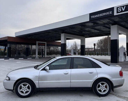 Сірий Ауді А4, об'ємом двигуна 1.6 л та пробігом 390 тис. км за 3700 $, фото 5 на Automoto.ua