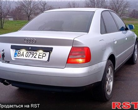 Серый Ауди А4, объемом двигателя 1.6 л и пробегом 225 тыс. км за 3700 $, фото 3 на Automoto.ua
