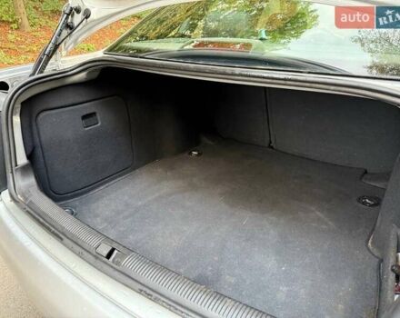 Сірий Ауді А4, об'ємом двигуна 2.5 л та пробігом 375 тис. км за 4200 $, фото 25 на Automoto.ua