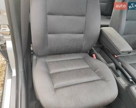 Сірий Ауді А4, об'ємом двигуна 1.6 л та пробігом 200 тис. км за 4800 $, фото 16 на Automoto.ua